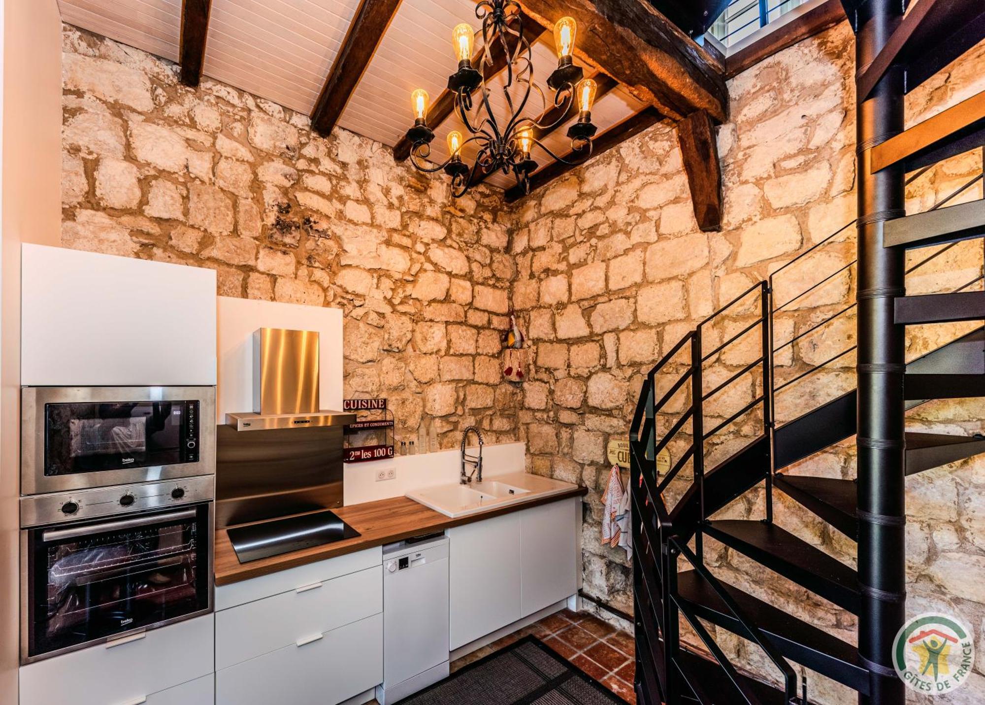 Un Petit Chateau Lauzun Exterior foto